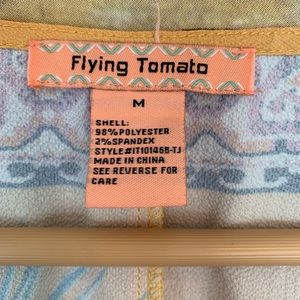 Flying Tomato Tops - Flying Tomato Tropical Floral Crop Top Flying Tomato Tops - Flying Tomato Tropical Floral Crop Top